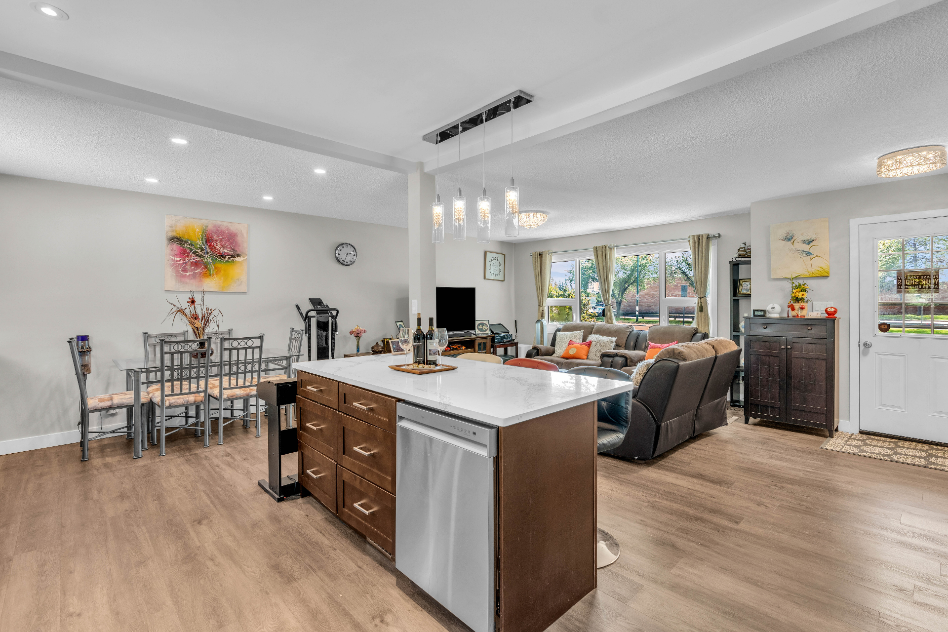 ✨萨斯卡通四卧两卫学区好房出租✨ - 4